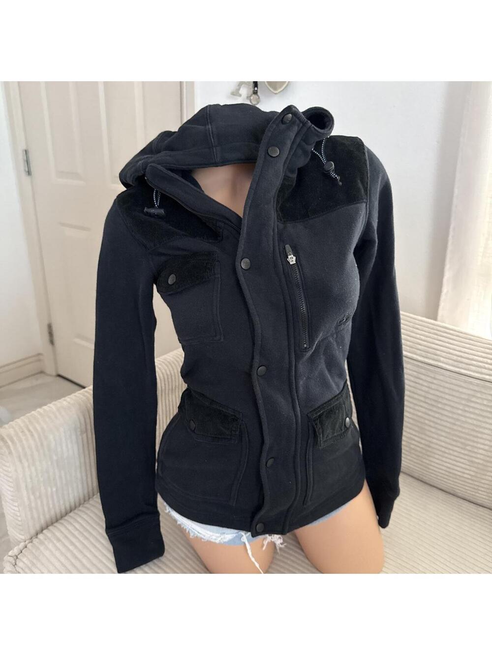 Rare Nike SAMPLE 6.0 zip up black jacket with hood